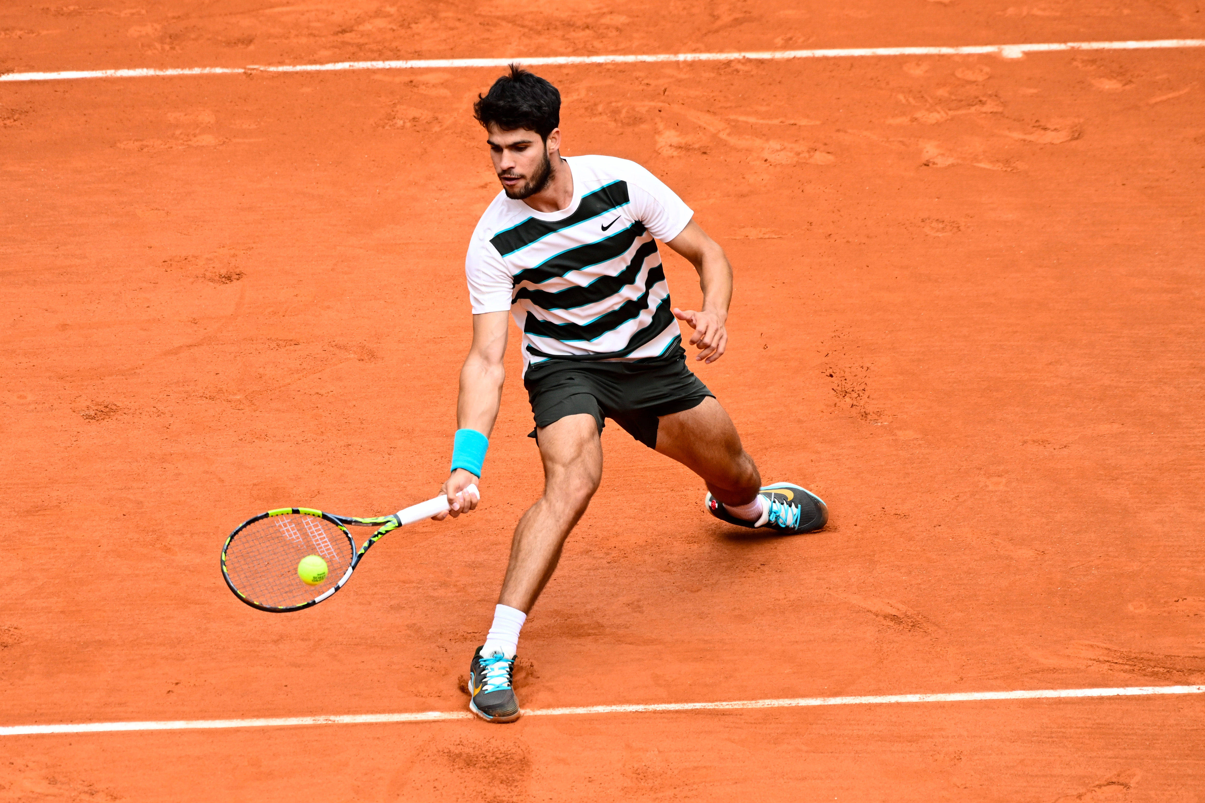 爱游戏入口-年终总决赛绝杀法网,阿尔卡拉斯带队取胜